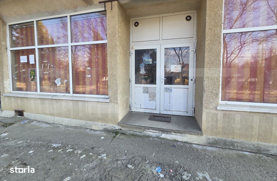 Spatiu comercial cu vitrina, ideal pentru magazin, 165 mp,  zona Cent