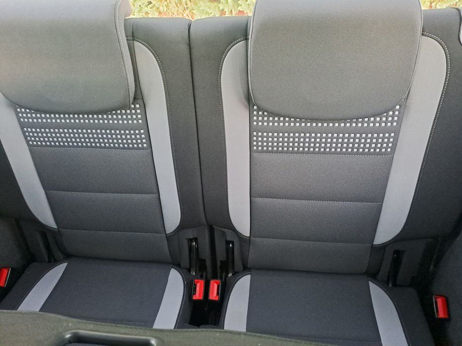 Volkswagen Touran ,Model ,,LIFE,,7 locuri, recent adus în țară!