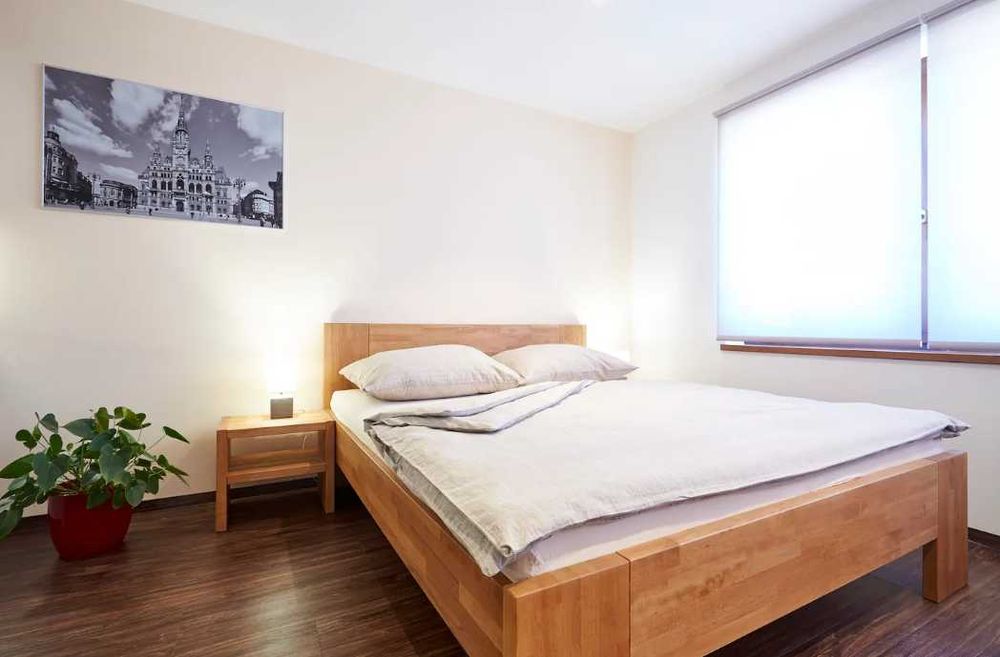 Дава се под наем Едностаен апартамент в Пловдив, Център - 45 кв.м за 160 € - Снимка #2