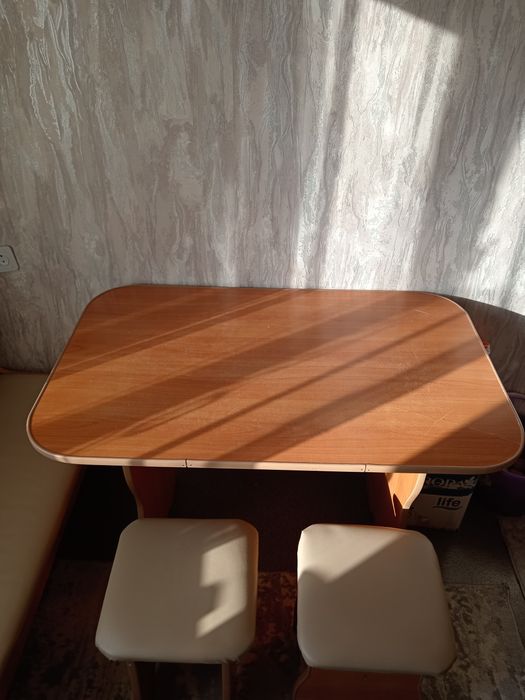 Продам кухонный уголок