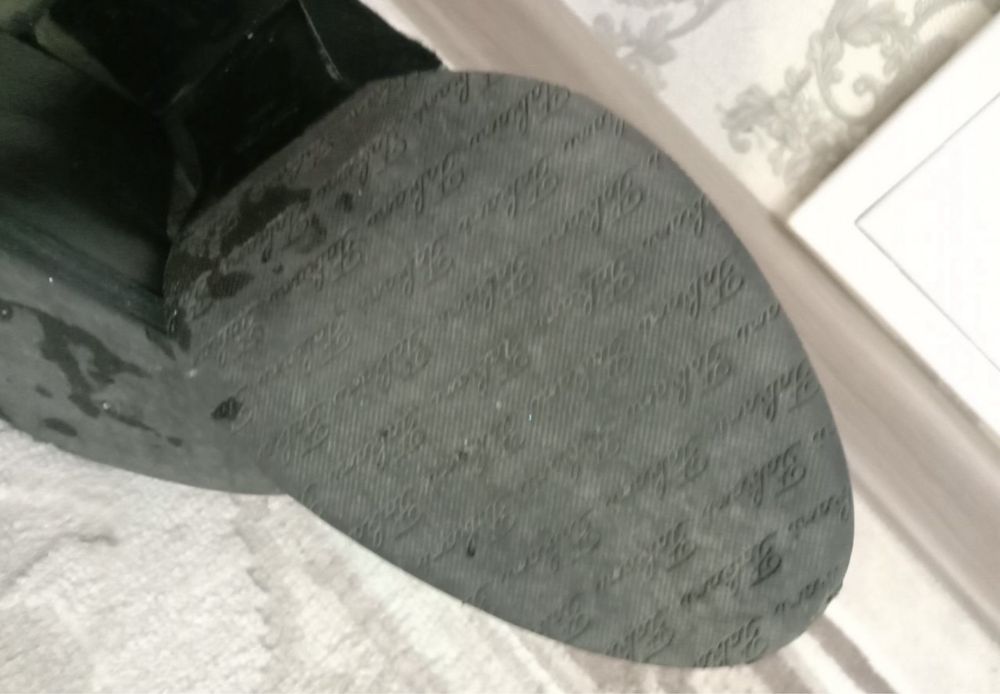 Кожаные полусапожки итальянской фирмы Fabia 38 размер для полных ног