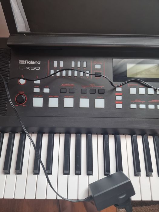 Pian digital Roland E- X50