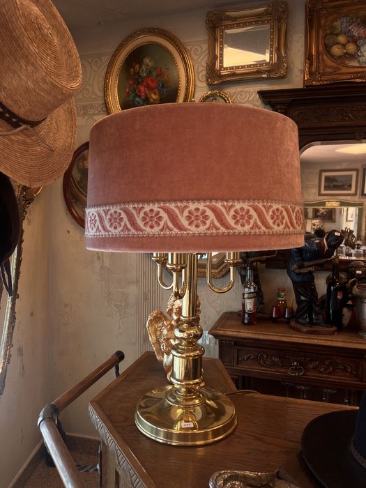 Аристократична лампа