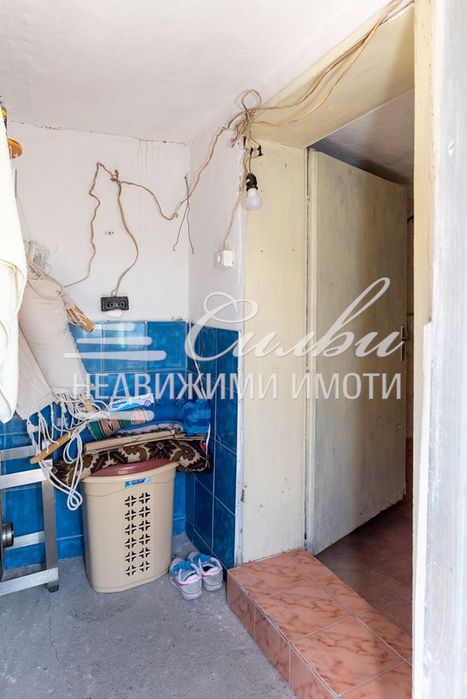 Самостоятелна едноетажна КЪЩА - кв. Дивдядово!