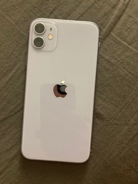 Продам IPhone 11