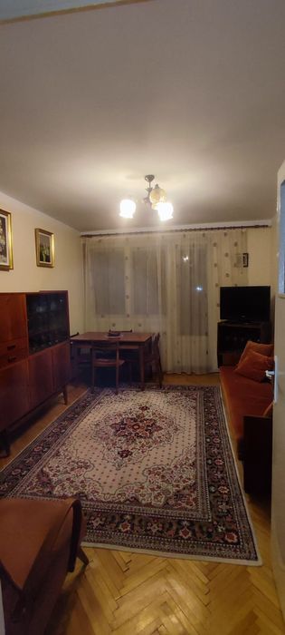 Dau în chirie apartament în Cluj-Napoca