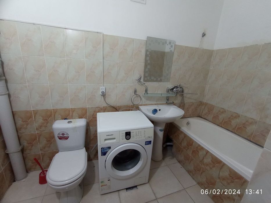 Янги дом сотилади севар магазин олди
5-этажли 4-этажида жойлашган
3 хо