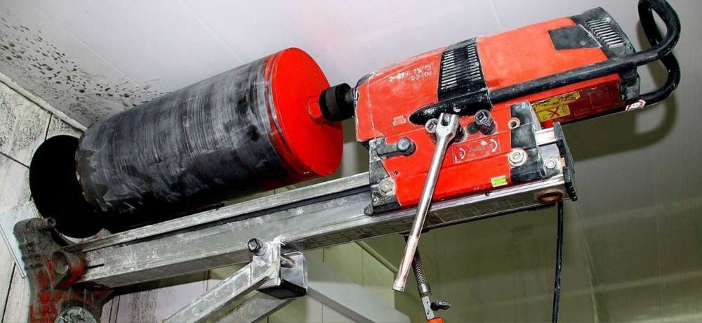 Beton teshish,santexnika