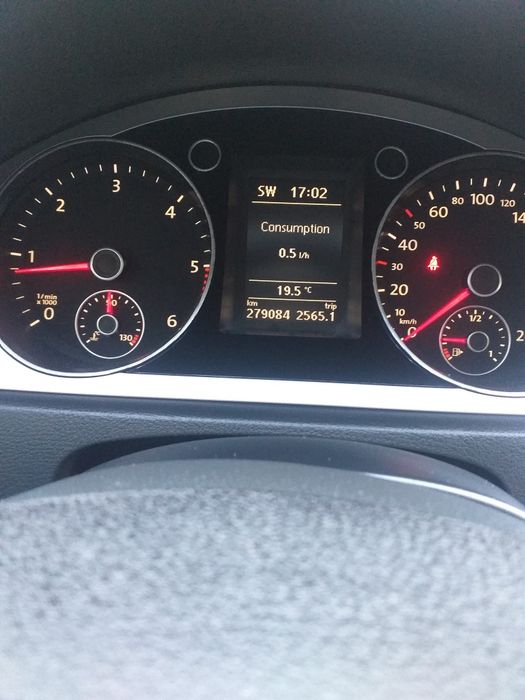 Vând vw pasat b6 2.0 cbab break euro5 2009  filtru de particule activ..