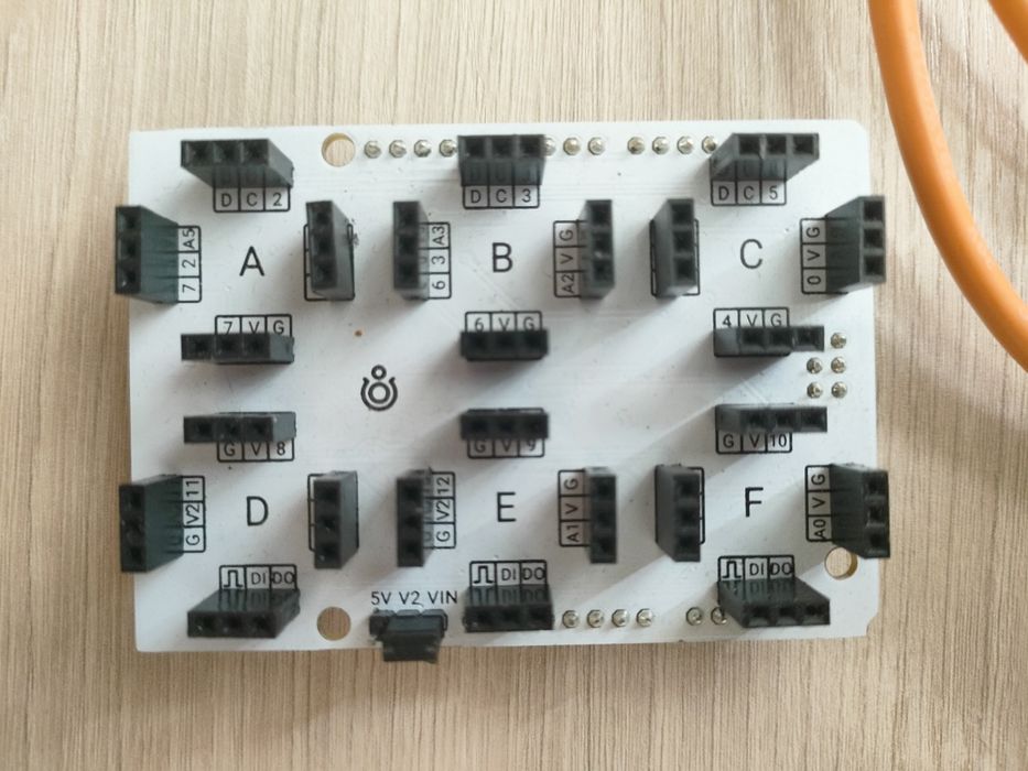 Arduino uno и esp-12F amperka