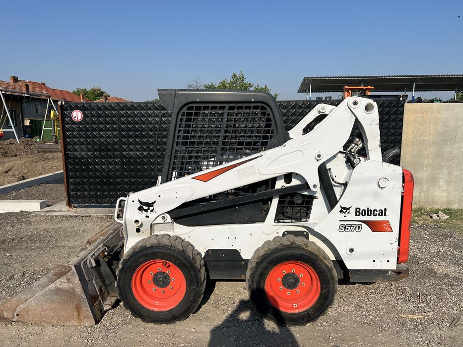 Bobcat S570. Мини Челен товарач Бобкат нов внос от Америка