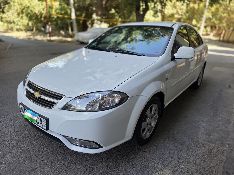 Gentra AT sotiladi 39500 prabeg kraska toza