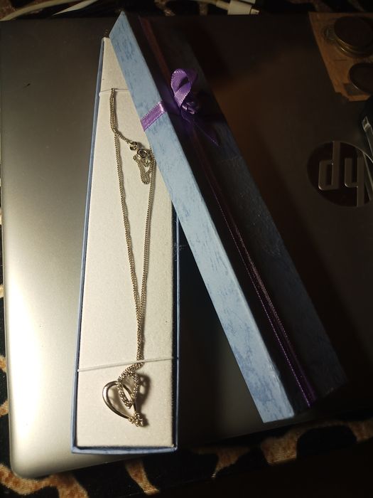 Чисто нов дамски стилен сребърен синджир с висулка сърце