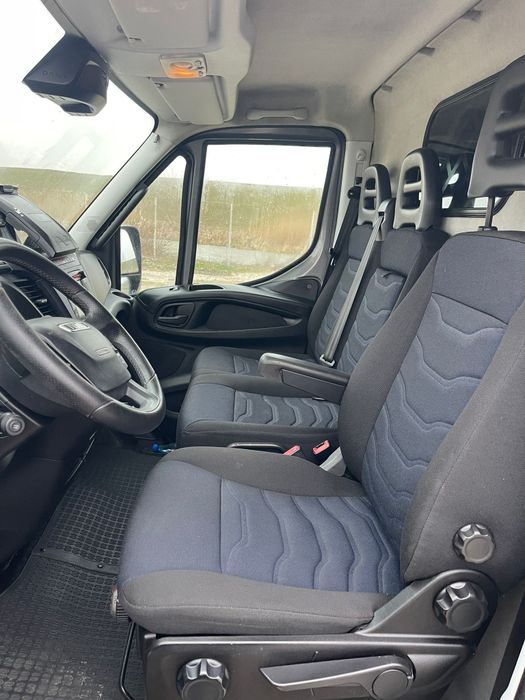 Iveco Daily 35C210 Lung 2018 3.0 E6 210 CP CLIMA 3.5T cat.B