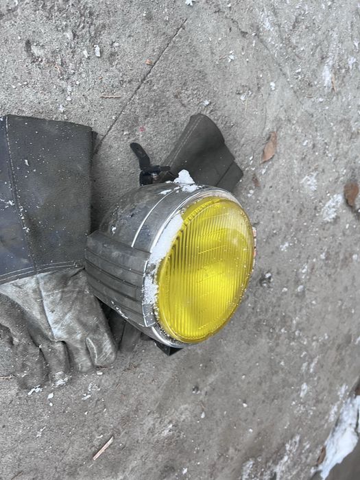 Противотуманка от Mitsubishi