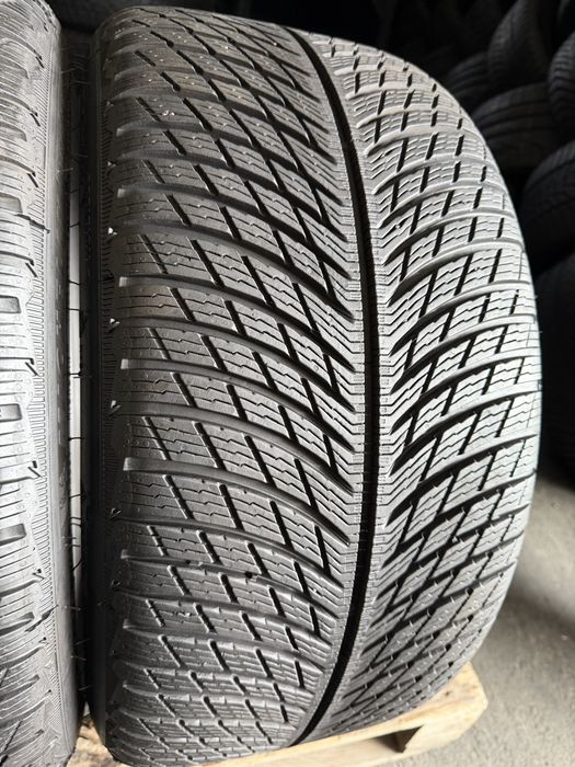 2 anvelope iarna 275/35/19 Michelin app noi DOT 2025