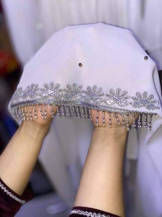 Арзан бағада көйлек сатылады