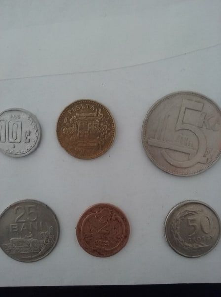 10 сентавос 1996 50 гроша 1991 25 бани 1960 2 хелера1912