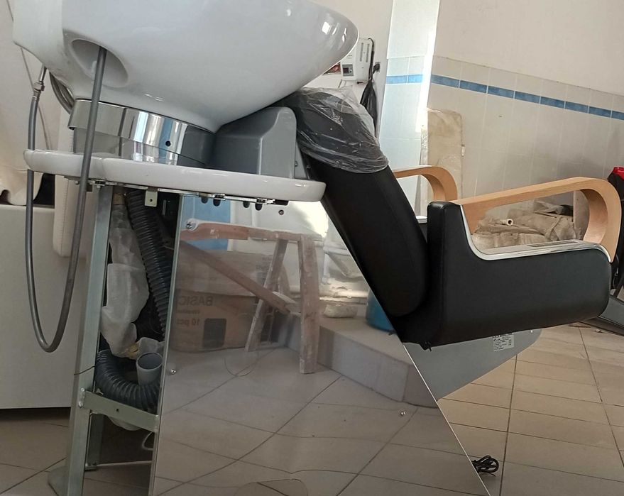 Кресло - мойка для салона красоты