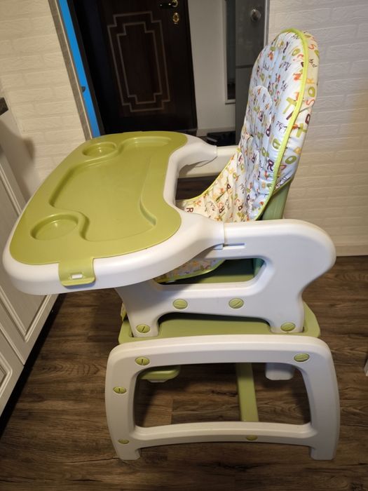 Vând scaun de masa pentru copii 2in1