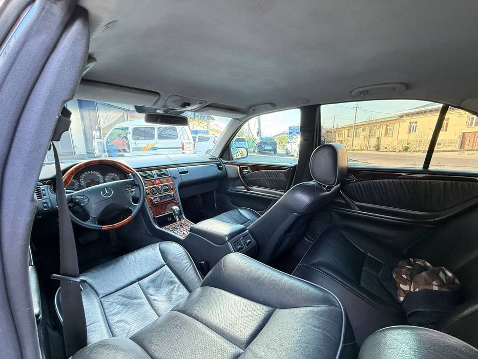 Mercedes benz w210 2.4l