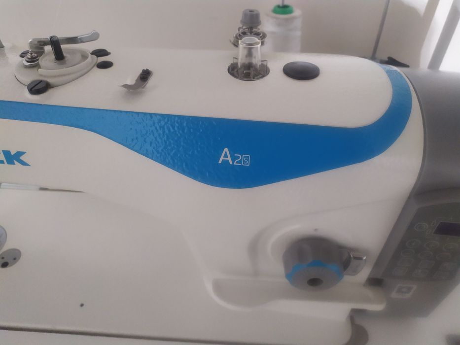 Продаются швейные маш. Jack A4 JackA2s  Jack A2s оверлог  E 3