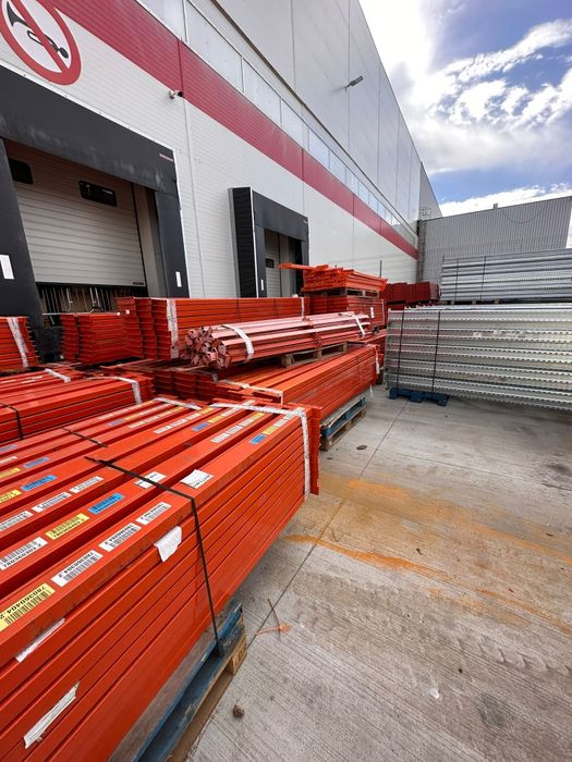 Avem pe stoc o gama foarte mare de role metalice transportatoare banda