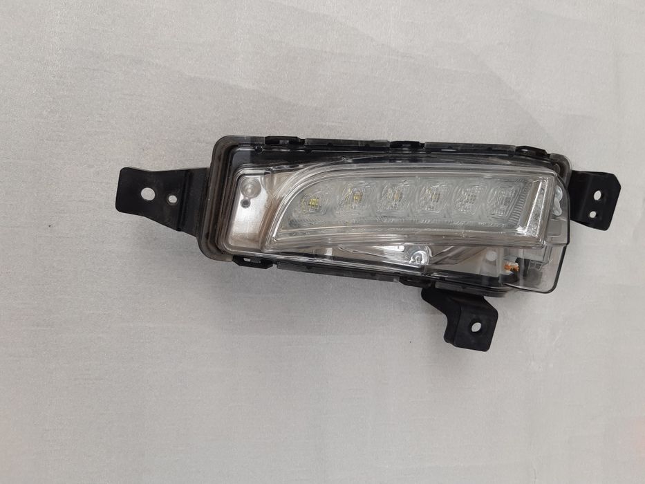 Proiector led suzuki vitara 2019 dreapta.