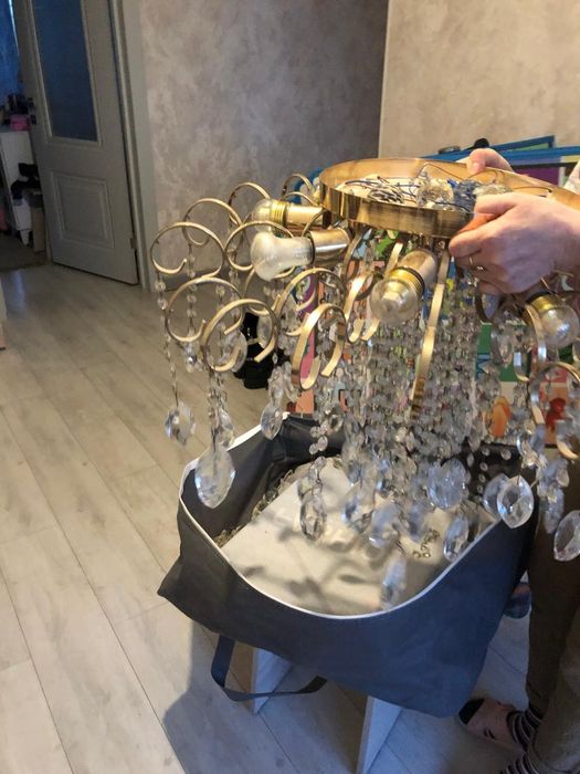 Люстра продам не дорого