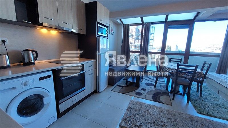 Дава се под наем Двустаен апартамент в Поморие - 95 кв.м за 490 € - Снимка #2