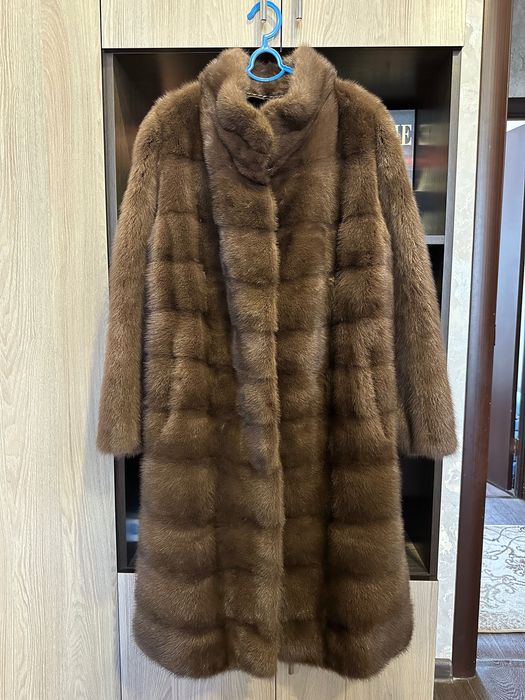 Продам Норковую шубу