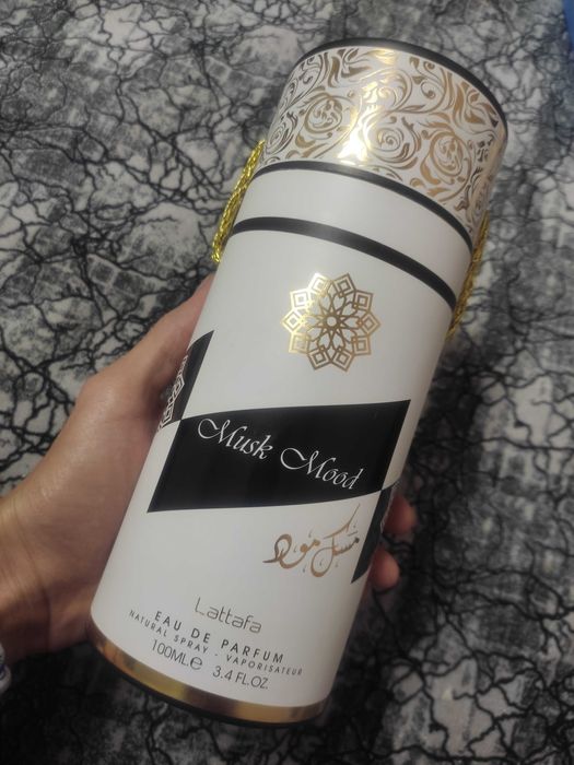 Musk mood lattafa 100ml