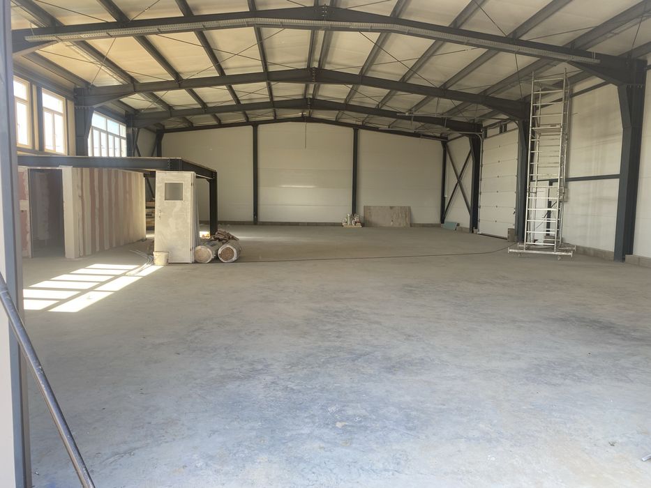Hala noua 450 mp