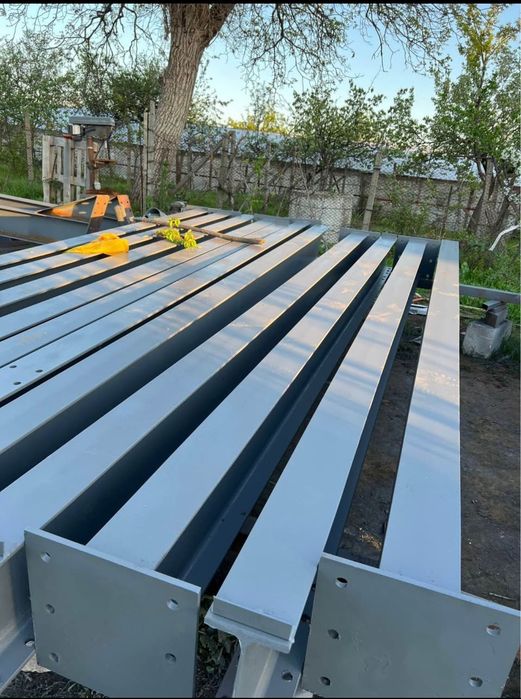 Vând structura metalica 40x14x5