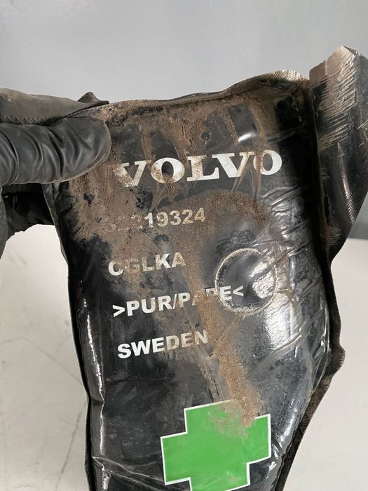 Burete izolatie aripa dreapta VOLVO XC40 2019 32219324