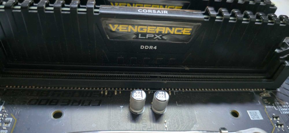 64 gb ram ddr4 corsair second hand si noi de vanzare • Anunturi