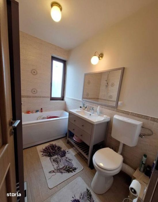 Apartament 3 Camere, 2 Bai, 66mp, Parcare, Zona Terra