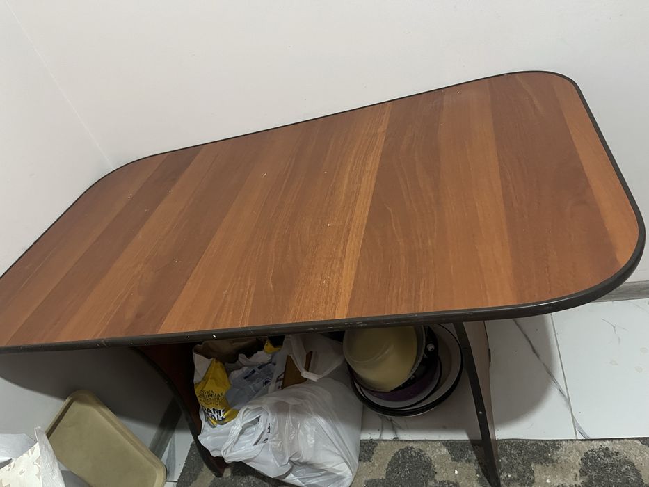 Продается кух.стол