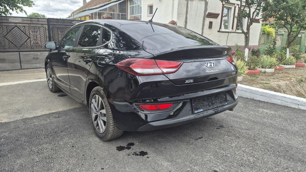 HYUNDAI i30 2018 — imagine 3