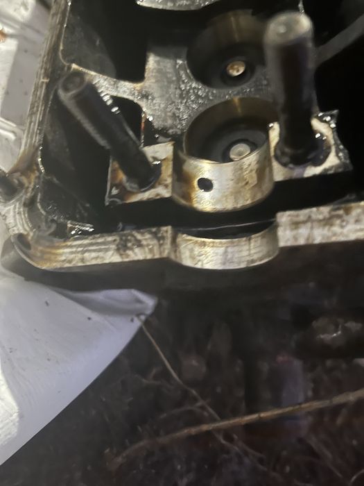 продам ГБЦ ГОЛЬФ 3 (пассат б3)