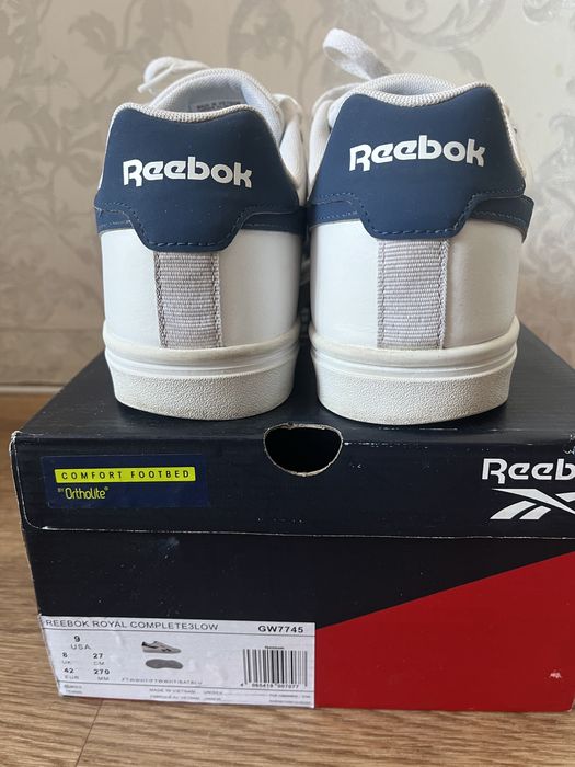 Кеды белые. Reebok оригинал.