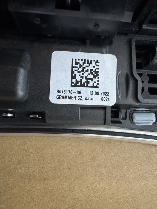 Конзола скоростен лост навигация за бмв u11 u12