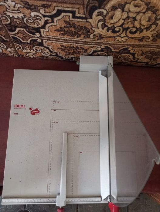 Ручной резак для бумаги Idel 1043