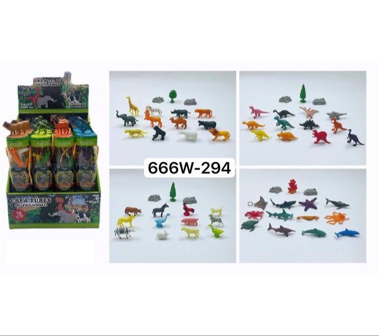 Игрушки динозавры и животные