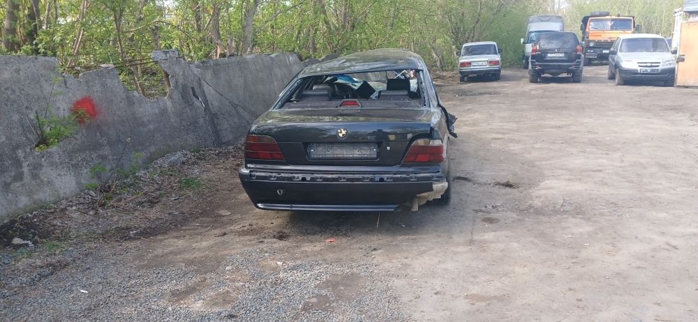 Авто по болтам е38