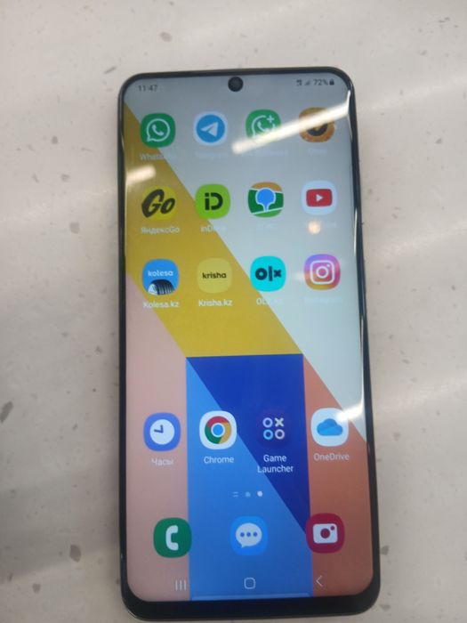 Samsung s20  128