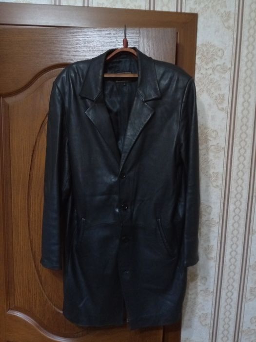 Продам  кожаные  суртюки.