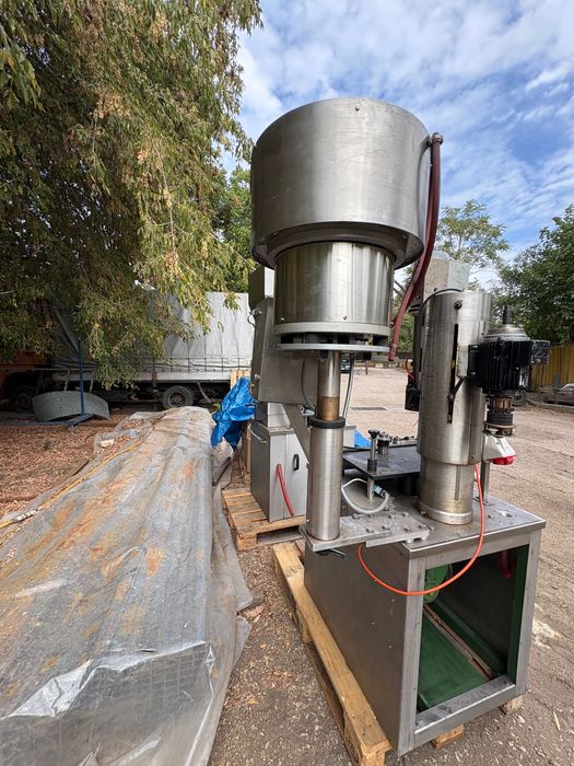 Бутилиращи машини за вино и напитки