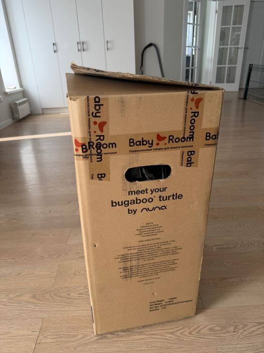 Bugaboo Turtle by Nuna + ISOFIX base