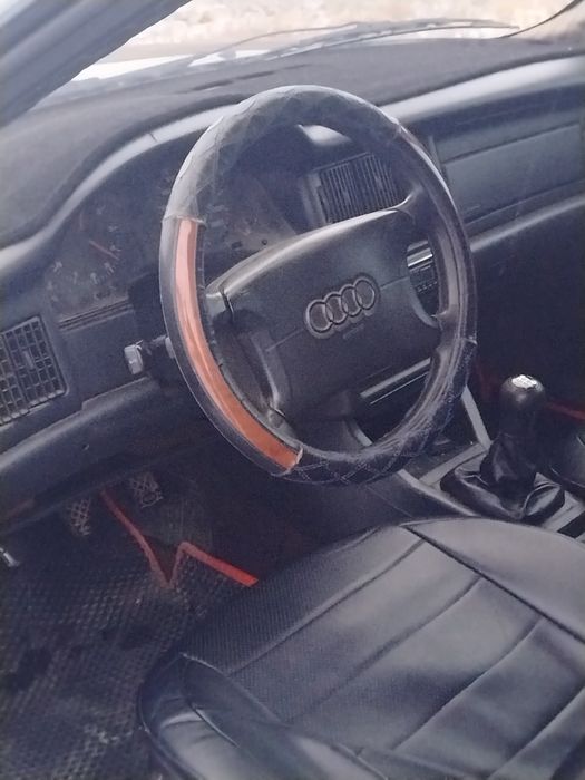 Продам машину ауди б4